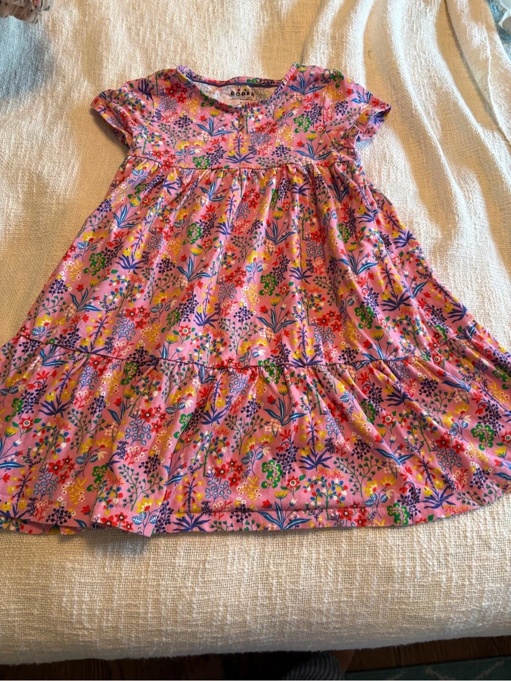Mini Boden Girls' Pink Floral Dress size 6-7 pockets